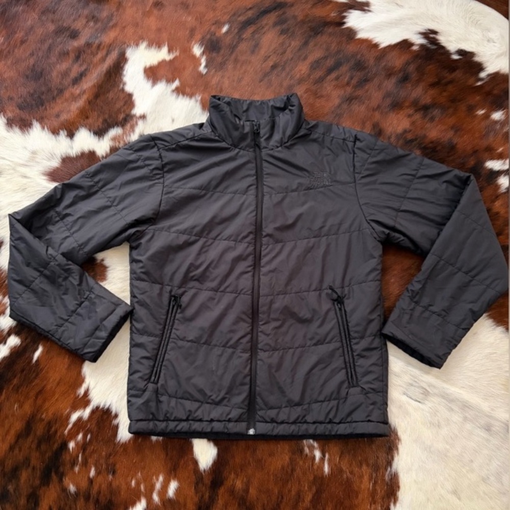 The North Face men’s “puffer” style jacket black